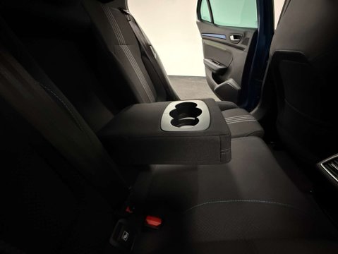 Renault Megane GT NAV TCE 36