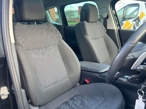 Peugeot 3008 1.6 3008 Allure e-HDi Semi-Auto 5dr 2