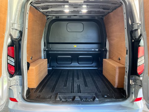 Ford Transit Custom 2.0 320 EcoBlue Limited Crew Van Auto L2 H1 Euro 6 (s/s) 5dr 11