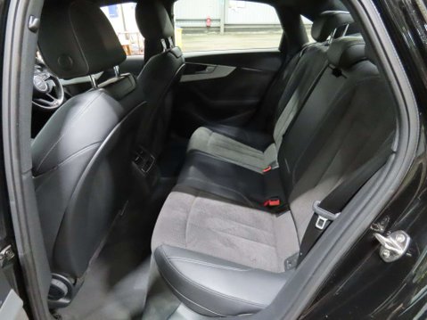 Audi A4 2.0 A4 S Line TFSI Semi-Auto 4dr 10