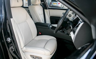 Rolls-Royce Ghost Series II 12