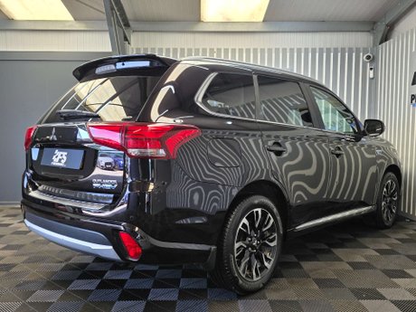 Mitsubishi Outlander 2.0h 12kWh GX4h SUV 5dr Petrol Plug-in Hybrid CVT 4WD Euro 6 (s/s) (200 ps) 35