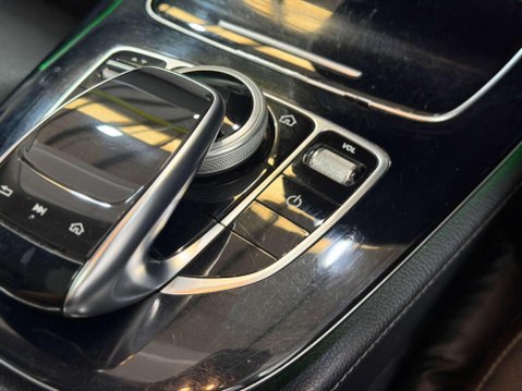 Mercedes-Benz E Class 2.0 E220d SE (Premium) Saloon 4dr Diesel G-Tronic+ Euro 6 (s/s) (194 ps) 46