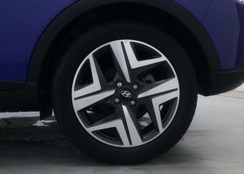 Hyundai BAYON 1.0 Bayon Premium TGDi MHEV Auto 5dr 16