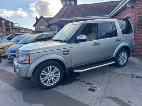 Land Rover Discovery 3.0 TD V6 HSE Auto 4WD Euro 4 5dr 2