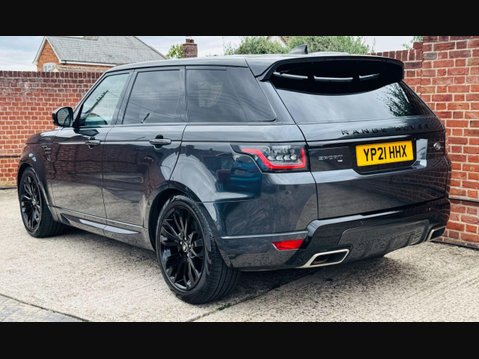 Land Rover Range Rover Sport 3.0 D300 MHEV HSE Dynamic Black SUV 5dr Diesel Auto 4WD Euro 6 (s/s) (300 p 7