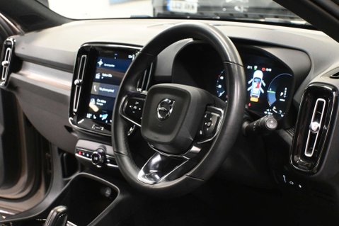 Volvo XC40 1.5 XC40 R-Design Pro T5 Recharge Auto 5dr 27
