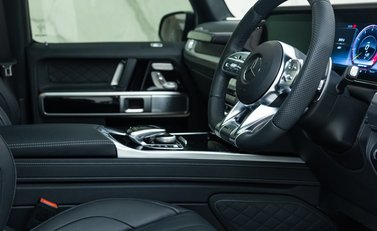 Mercedes-Benz G Class AMG G 63 13