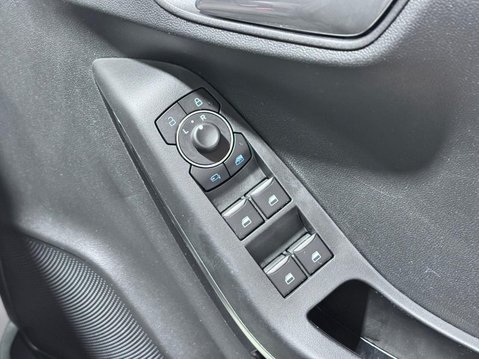 Ford Puma 1.0T EcoBoost MHEV Titanium Euro 6 (s/s) 5dr 25