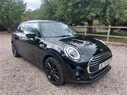 Mini Hatch 1.5 Cooper Exclusive Steptronic Euro 6 (s/s) 3dr