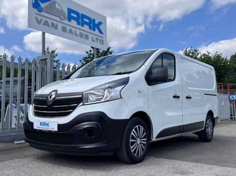 Renault Trafic 2.0 dCi ENERGY 28 Business+ Panel Van 5dr Diesel Manual SWB Standard Roof E 28