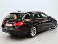 BMW 5 Series 2.0 520d Luxury Touring 5dr Diesel Auto Euro 6 (s/s) (190 ps) 24