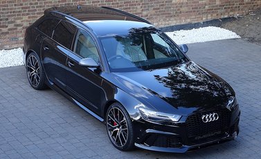 Audi RS6 Avant Performance 3