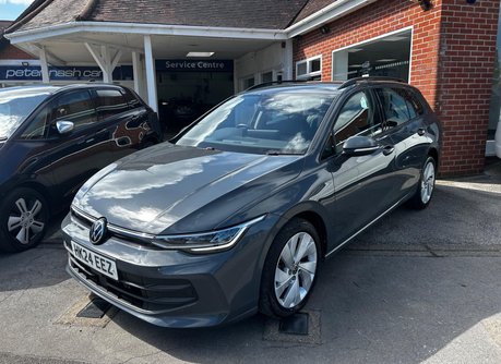 Volkswagen Golf LIFE ETSI DSG