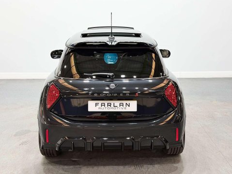 Mini Hatch 2.0S Sport Hatchback 3dr Petrol Steptronic Euro 6 (s/s) (204 ps) 27