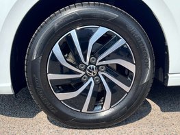Volkswagen Polo 1.0 Polo Life 5dr 12