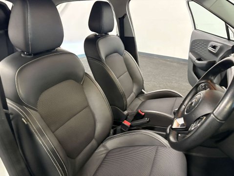 MG MG3 1.5 MG3 Exclusive Nav VTi-Tech 5dr 12