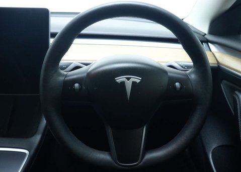 Tesla Model 3 Standard Range Plus Saloon 4dr Electric Auto RWD (241 bhp) 19