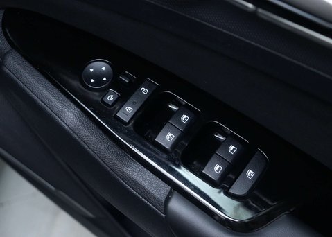 Kia Sportage 1.6 Sportage GT-Line ISG HEV Auto 5dr 40