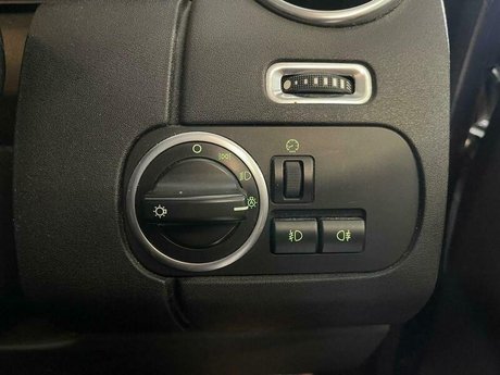 Land Rover Discovery 3.0 SD V6 XS Auto 4WD Euro 5 5dr 47