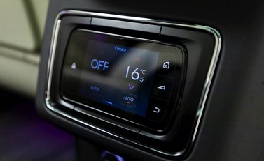 Bentley Bentayga W12 Mulliner 17