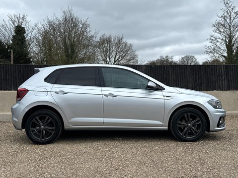 Volkswagen Polo R-LINE TSI DSG 4