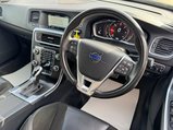 Volvo V60 2.0 D3 R-Design Nav Auto Euro 6 (s/s) 5dr 33