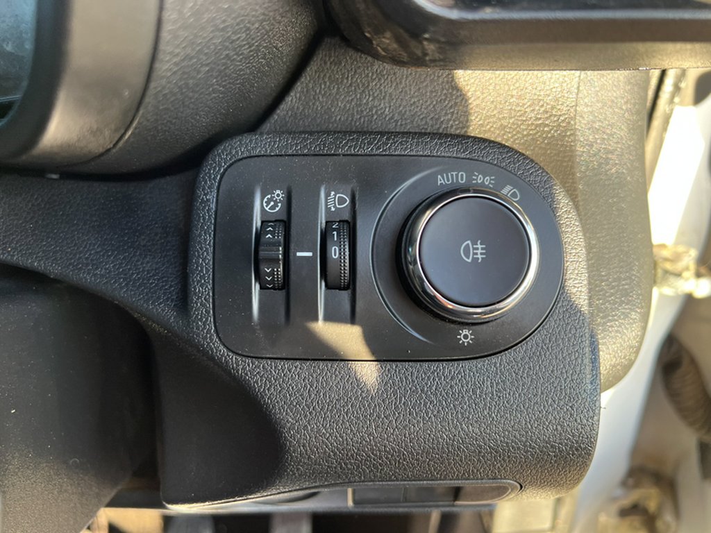 2020 Vauxhall ComboSWB L1H1 Low Roof Sportive 2000 Sensors EURO 6 NO — thumbnail 35 of 51