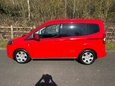 Ford Tourneo Courier ZETEC TDCI 11