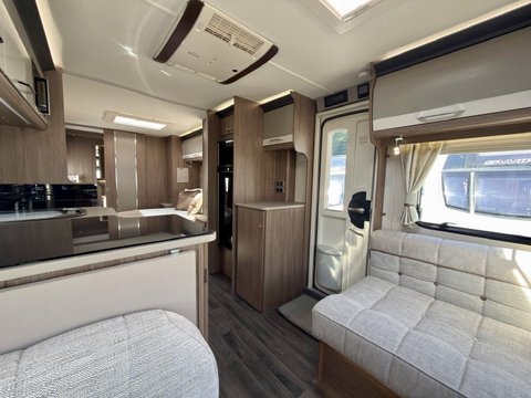 Coachman Laser Xcel 875 Kingsham 30th Special Edition 16