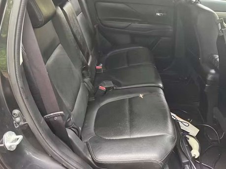 Mitsubishi Outlander 2.0h 12kWh GX4h SUV 5dr Petrol Plug-in Hybrid CVT 4WD Euro 5 (s/s) (200 ps) 6