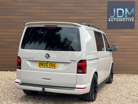 Volkswagen Transporter 2.0 Transporter T32 Highline TDI 4Motion Semi-Auto 4WD 4