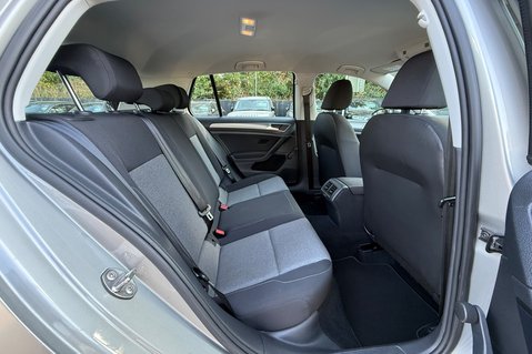 Volkswagen Golf S TSI BLUEMOTION TECH -£35 ROAD TAX -2 OWNERS -11 SERVICES - LOW INSURANCE  24