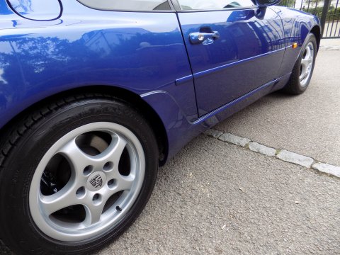 Porsche 968 COUPE 33
