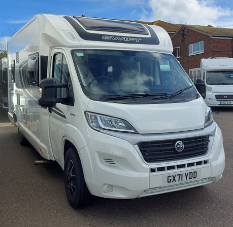 Swift Escape 694 2022 1