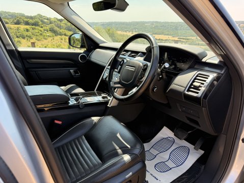 Land Rover Discovery SDV6 HSE LUXURY 27