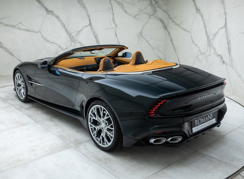 Aston Martin Vanquish Volante 12