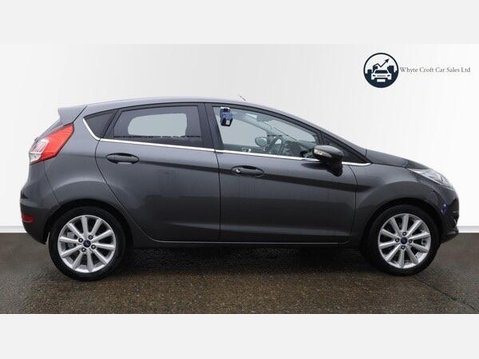 Ford Fiesta 1.0T EcoBoost Titanium Euro 6 (s/s) 5dr 2