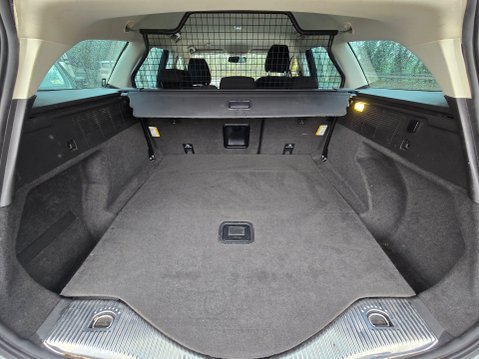 Ford Mondeo ZETEC 22