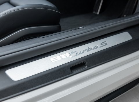 Porsche 911 Turbo S Cabriolet (992) 15