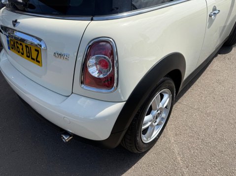 Mini Hatch 1.6 One Auto Euro 6 3dr 38
