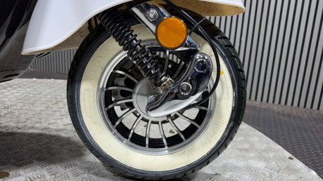 Ajs MODENA 2021 ONLY 800 MILES MODERN RETRO SCOOTER 125CC MOT OCTOBER 2027 31