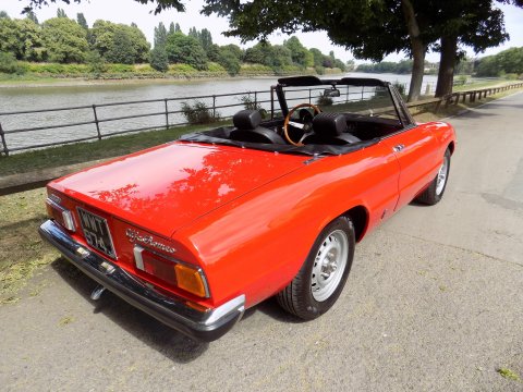 Alfa Romeo Spider 2000 Spider Veloce - LHD 5