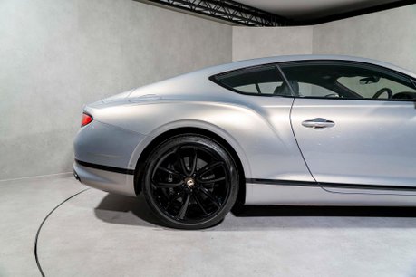 Bentley Continental GT V8. MULLINER SPEC. TOURING SPEC. CENTENARY SPEC. ROTATING DISPLAY. B&O. 9