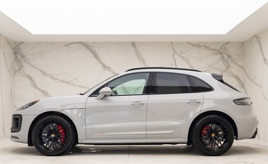 Porsche Macan GTS 2