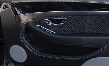 Bentley Continental GT V8 23