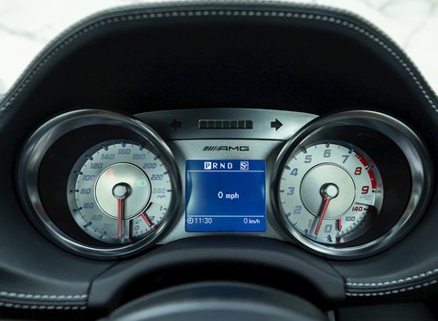 Mercedes-Benz SLS AMG 17