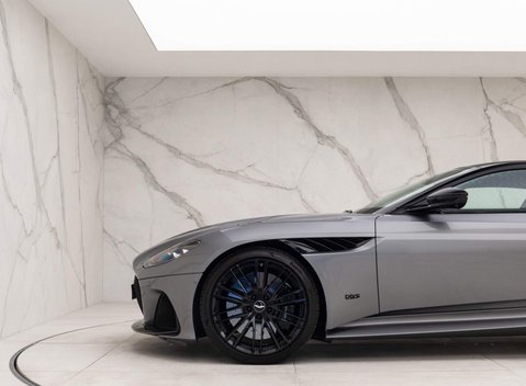 Aston Martin DBS Superleggera 26