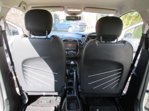 Renault Captur 0.9 TCe ENERGY Dynamique S MediaNav Euro 5 (s/s) 5dr 32