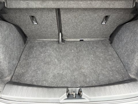 Nissan MICRA IG-T N-CONNECTA 41